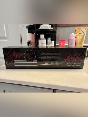 Sultra After Hours 1.5-Inch Titanium Curling Wand
